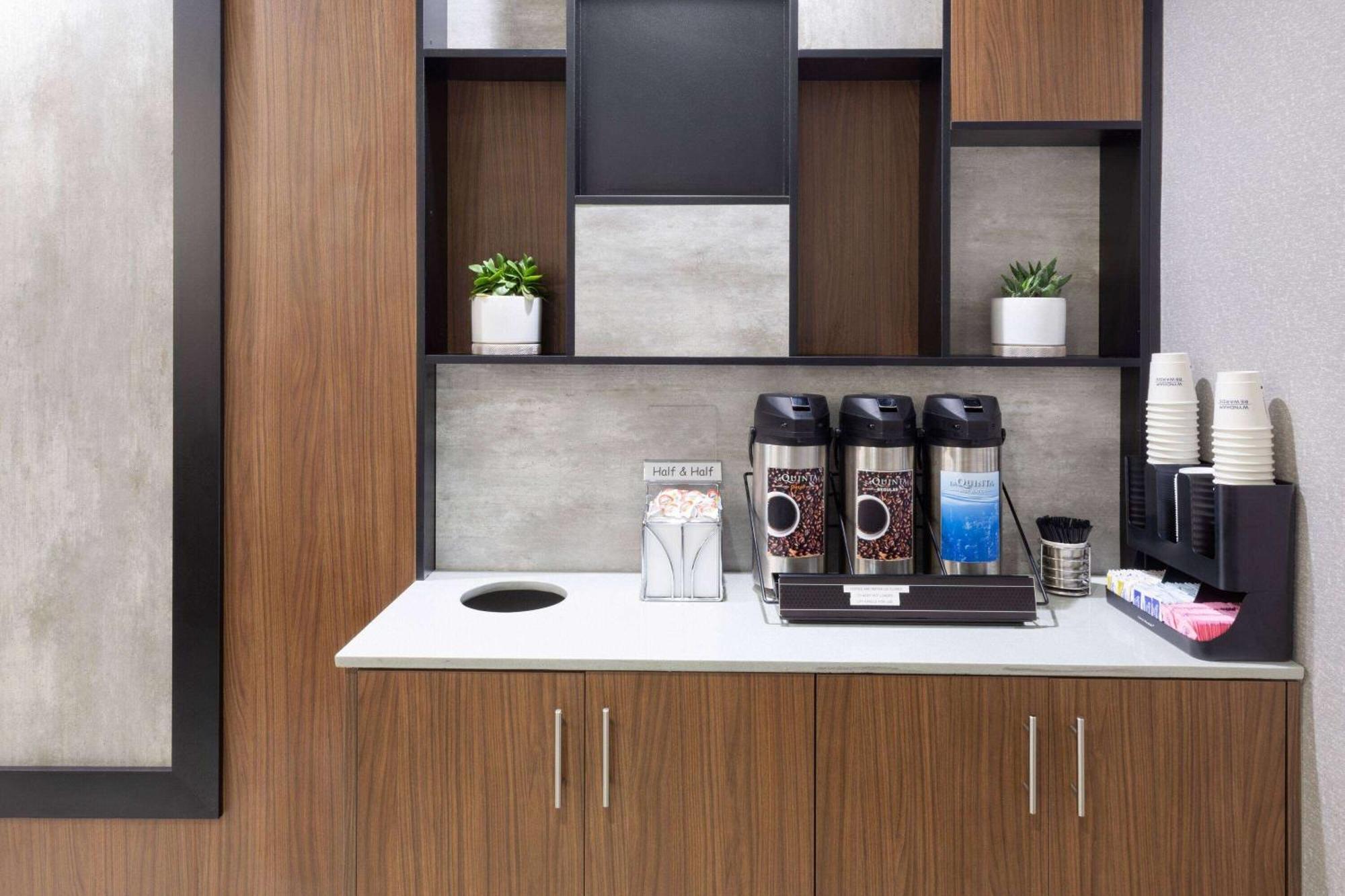 La Quinta By Wyndham Rockport - Fulton Hotel Екстериор снимка
