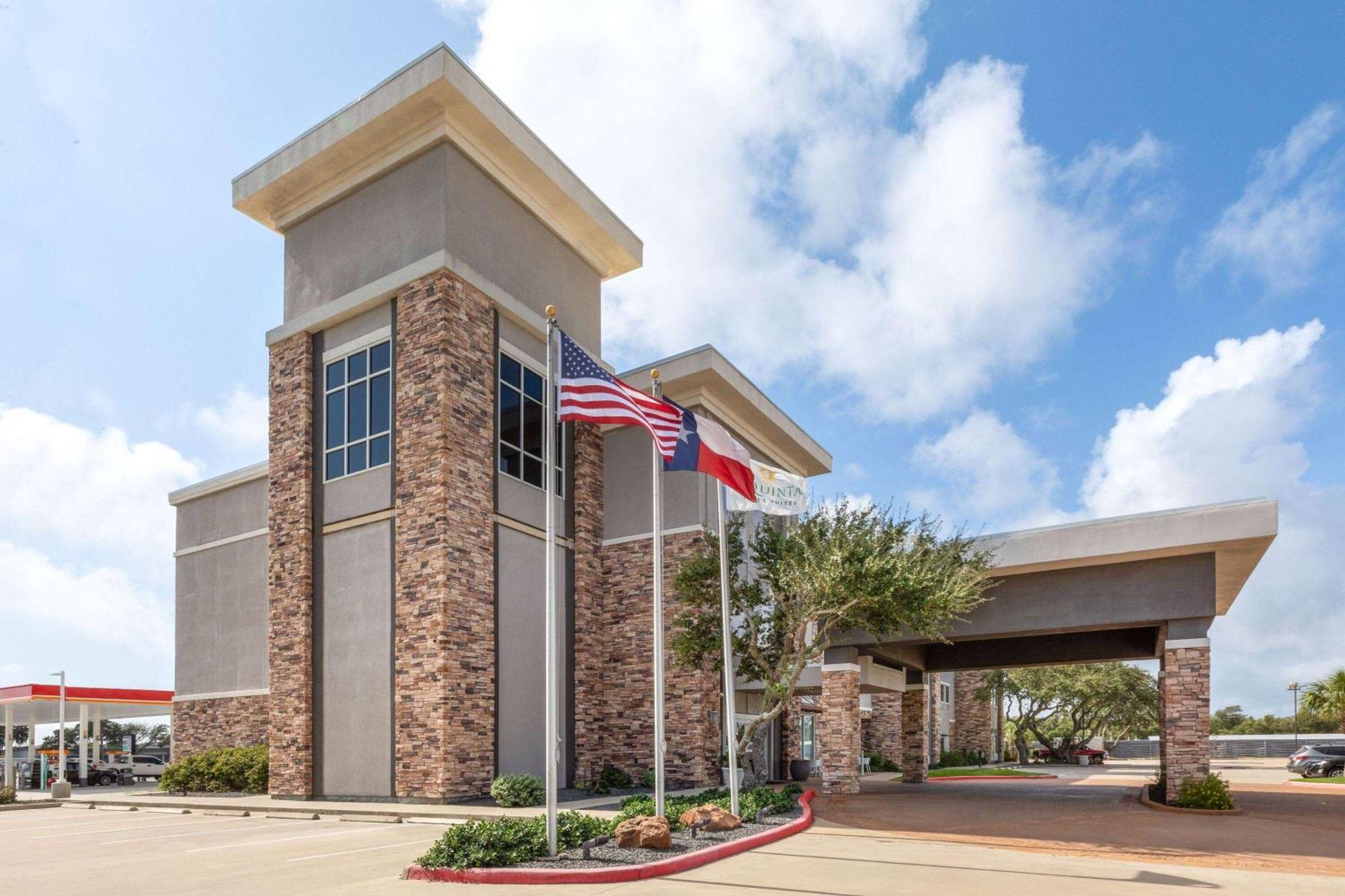 La Quinta By Wyndham Rockport - Fulton Hotel Екстериор снимка