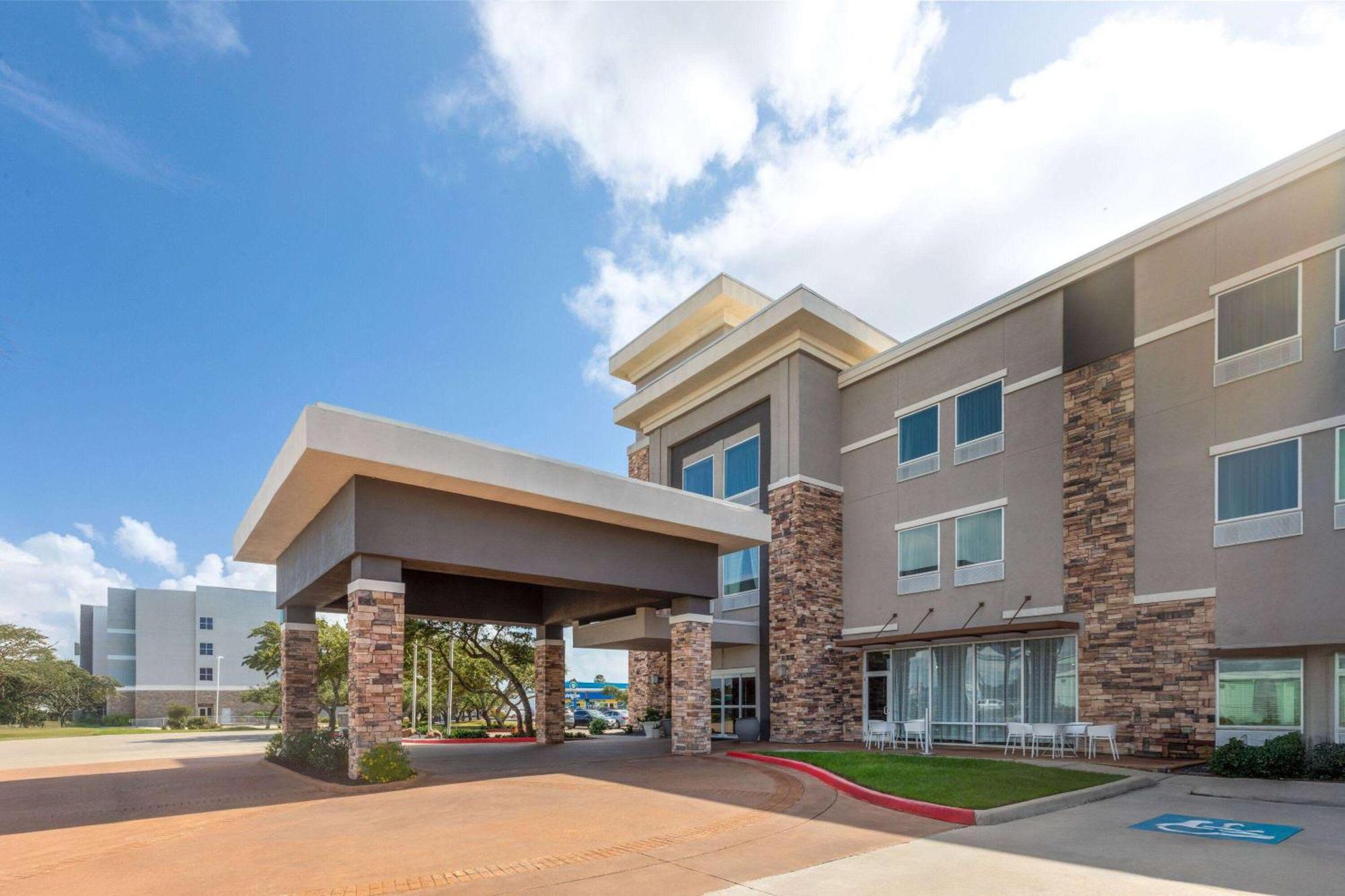 La Quinta By Wyndham Rockport - Fulton Hotel Екстериор снимка
