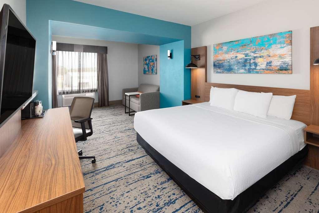 La Quinta By Wyndham Rockport - Fulton Hotel Стая снимка